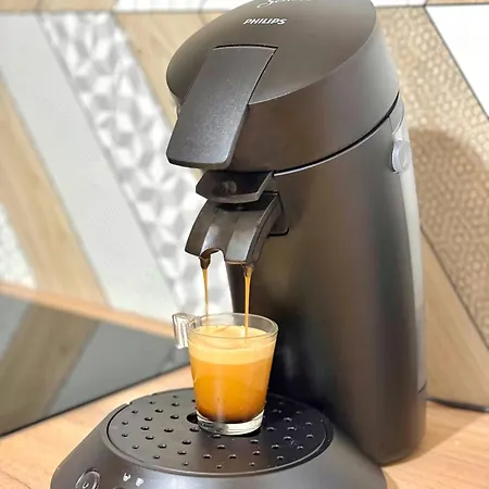 Petit T3 Cosy Avec Parking Apartment